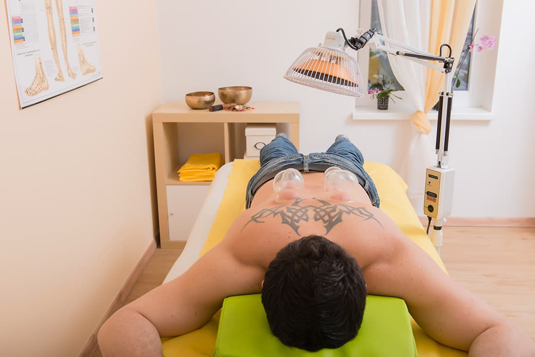 Schröpfen - Ganzheitliche Gesundheit in der Nähe von Wels